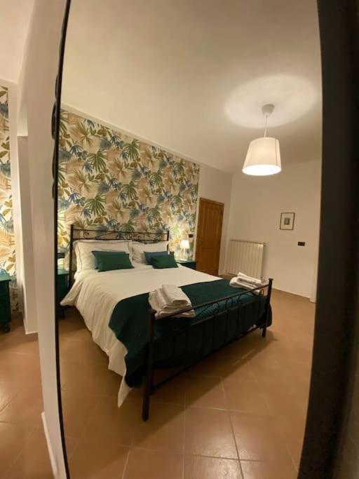 Casa Vacanze Fonte Del Menotre 福利尼奥 外观 照片